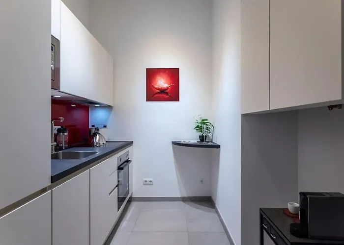 1br Oasis With Easy Access By Hm Apartment
