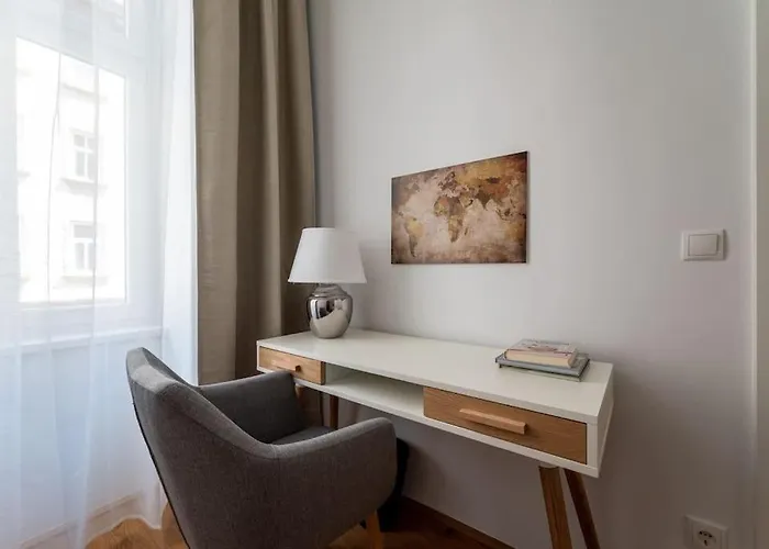 1br Oasis With Easy Access By Hm